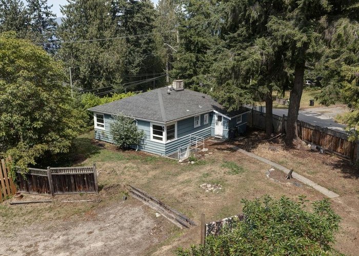5724 Porpoise Bay Road, Sechelt, BC V0N 3A3 |  Photo 39