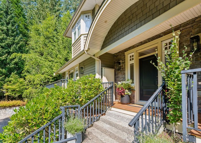 4904 Chalet Place, North Vancouver, BC V7R 4X4 |  Photo 37