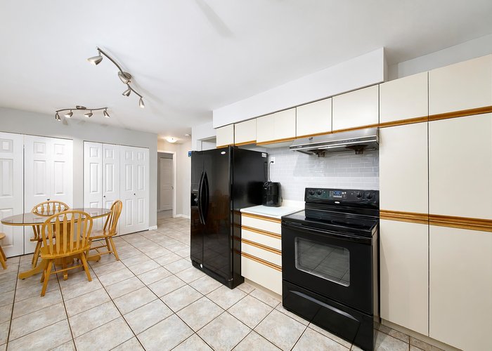 12209 Skillen Street, Maple Ridge, BC V2X 4X4 |  Photo 38
