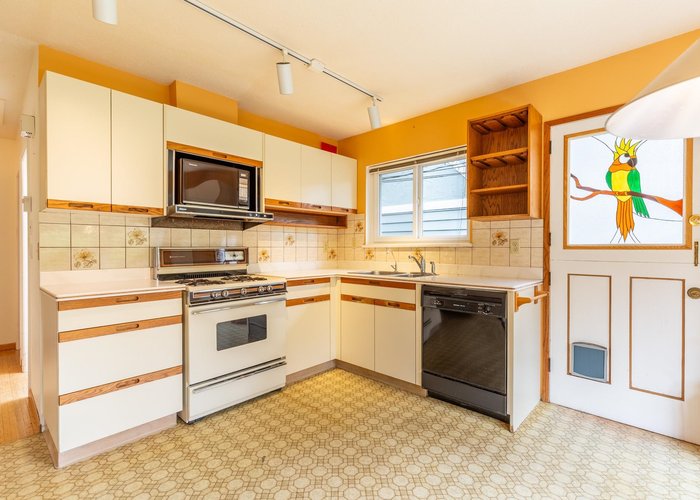 2256 Chapman Way, North Vancouver, BC V7H 1W1 |  Photo 48
