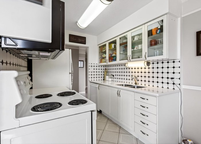 1608 - 2041 Bellwood Avenue, Burnaby, BC V5B 4V5 |  Photo 46