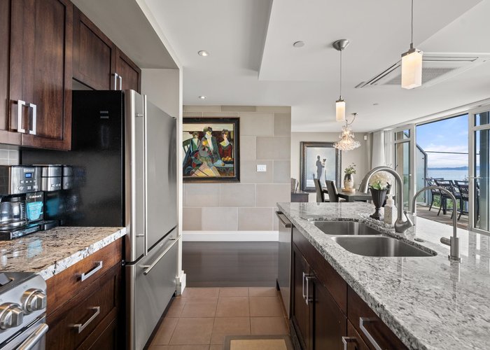 201 - 15097 Marine Drive, White Rock, BC V4B 1C5 |  Photo 42