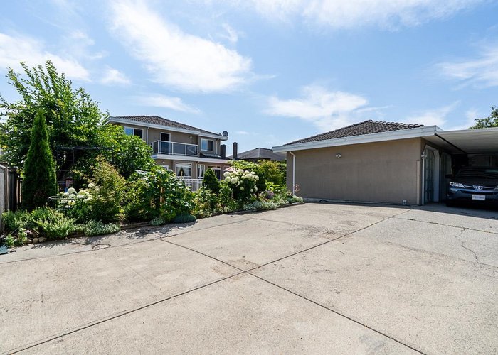 8155 15TH Avenue, Burnaby, BC V3N 1X4 |  Photo 49
