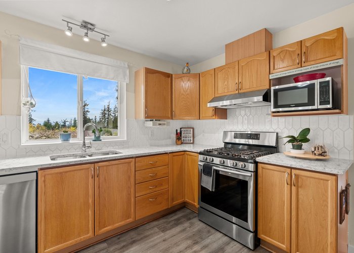 6365 Homestead Avenue, Sechelt, BC V7Z 0M7 |  Photo 45