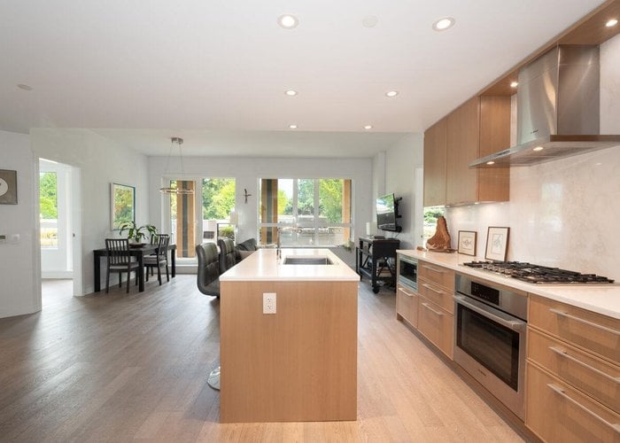 217 - 3220 Connaught Crescent, North Vancouver, BC V7R 0A5 |  Photo 44