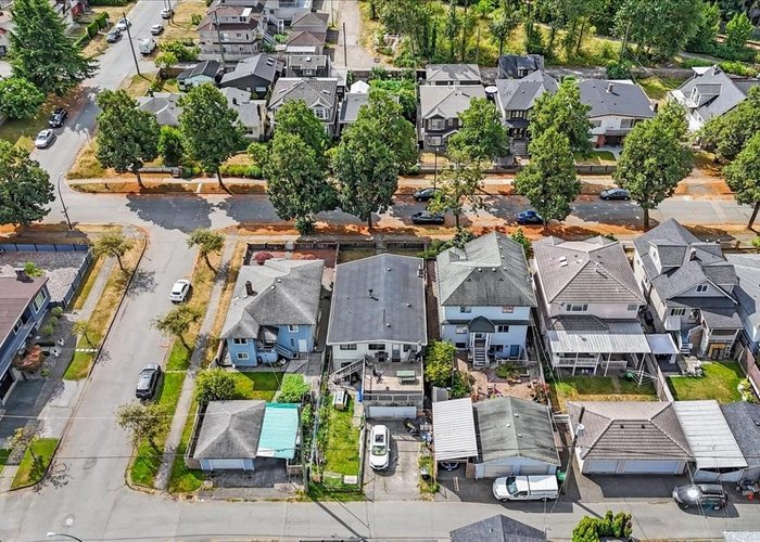 2593 25TH Avenue, Vancouver, BC V5R 1H2 |  Photo 12