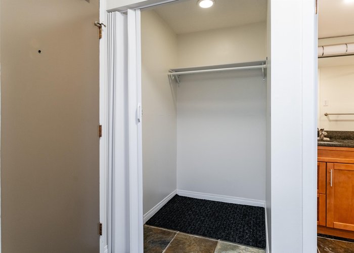 209 - 275 2ND Street, North Vancouver, BC V7M 1C9 |  Photo 36