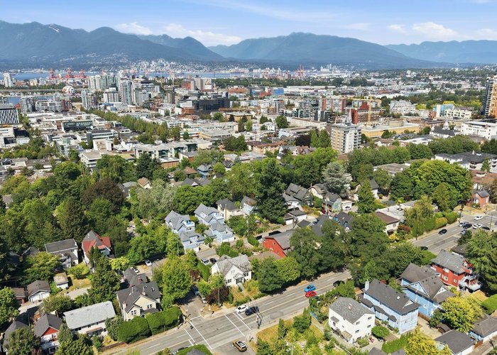 53 12TH Avenue, Vancouver, BC V5Y 1T4 |  Photo 11