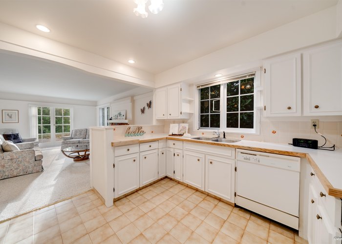5384 Kew Cliff Road, West Vancouver, BC V7W 1M2 |  Photo 42