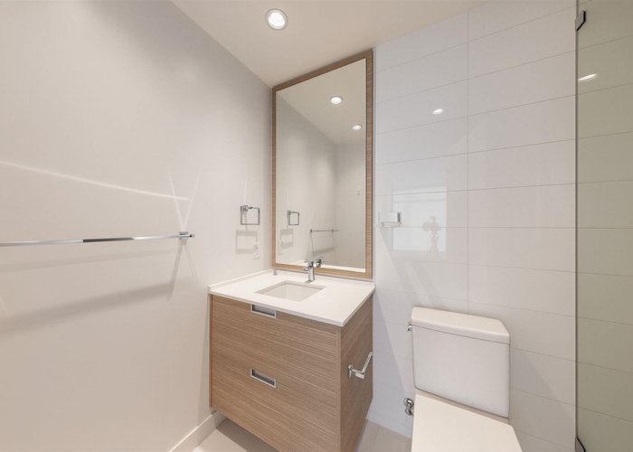 3503 - 4688 Kingsway, Burnaby, BC V5H 0E9 | Station Square Photo 32
