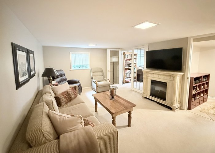 680 Thompson Avenue, Coquitlam, BC V3J 3Z8 |  Photo 40