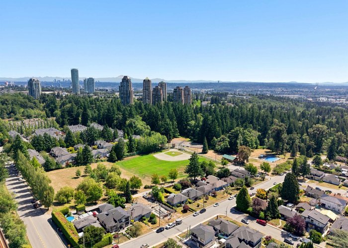 7626 Hedley Avenue, Burnaby, BC V5E 2R3 |  Photo 72