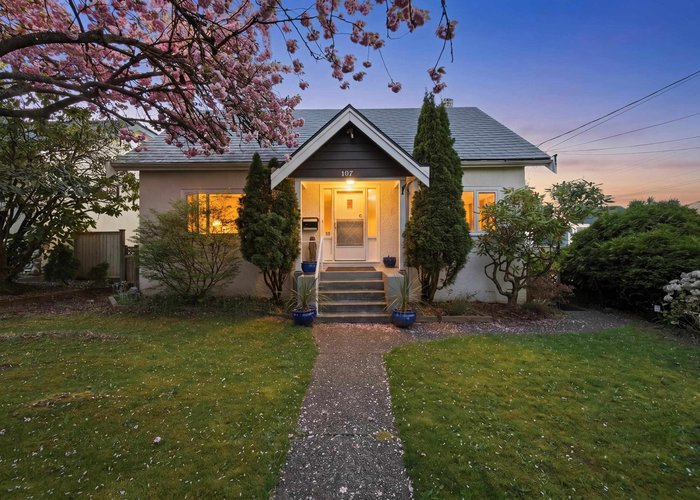 107 Seventh Avenue, New Westminster, BC V3L 1W2 |  Photo 21