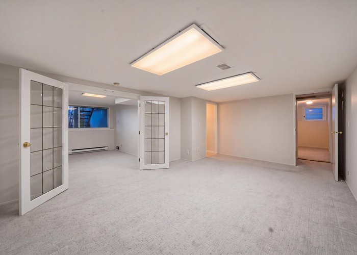 107 Seventh Avenue, New Westminster, BC V3L 1W2 |  Photo 35