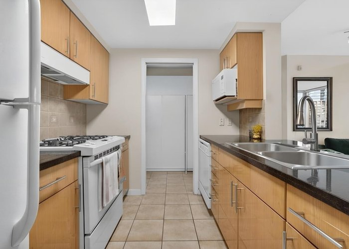 1505 - 193 Aquarius Mews, Vancouver, BC V6Z 2Z2 |  Photo 35