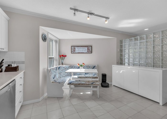 207 - 1500 Ostler Court, North Vancouver, BC V7G 2S2 |  Photo 39