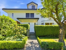 305 17TH Street, North Vancouver, BC V7L 2W1 | The Met Photo R3152700-2.jpg