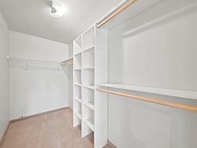 305 17TH Street, North Vancouver, BC V7L 2W1 | The Met Photo 18