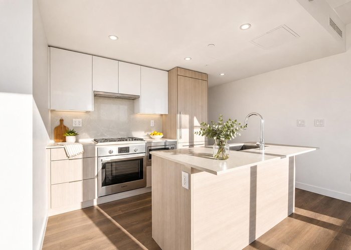 1306 - 901 Lougheed Highway, Coquitlam, BC V3K 3T3 | Loma Photo 7