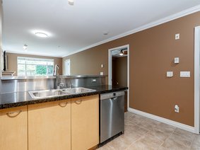 103 - 3625 Windcrest Drive, North Vancouver, BC V7G 2S6 | Ravenwoods Photo 2