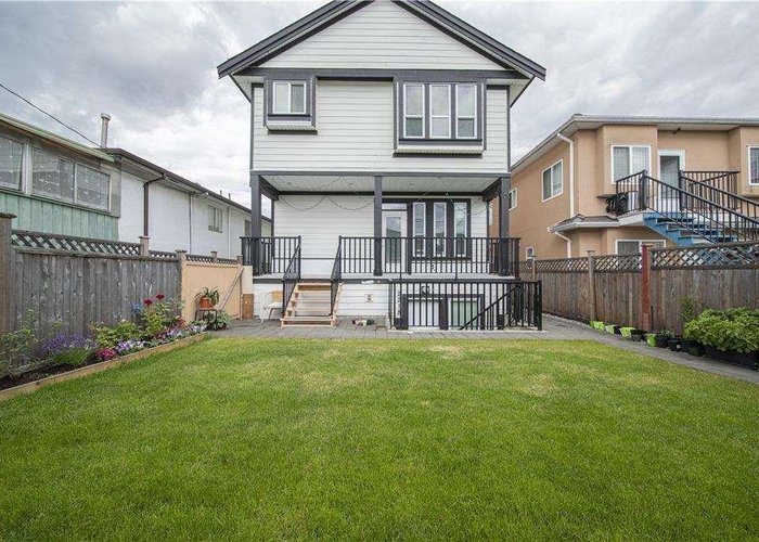 2216 Mannering Avenue, Vancouver, BC V5N 3C4 | YewBrook Place Photo 27