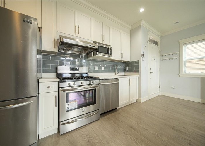 2216 Mannering Avenue, Vancouver, BC V5N 3C4 | YewBrook Place Photo 42