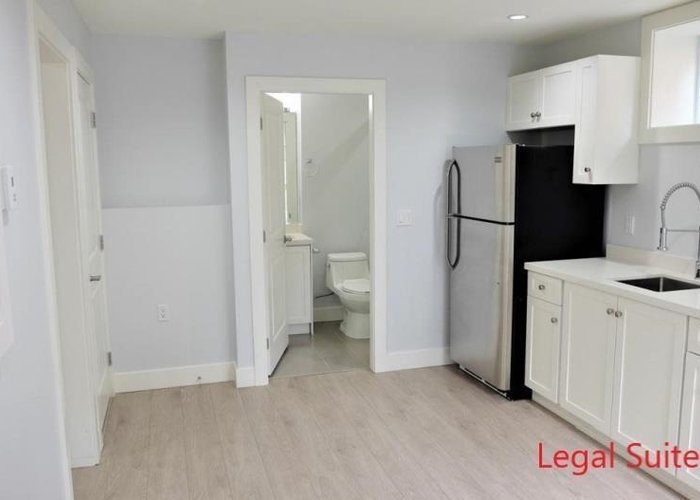 2216 Mannering Avenue, Vancouver, BC V5N 3C4 | YewBrook Place Photo 44