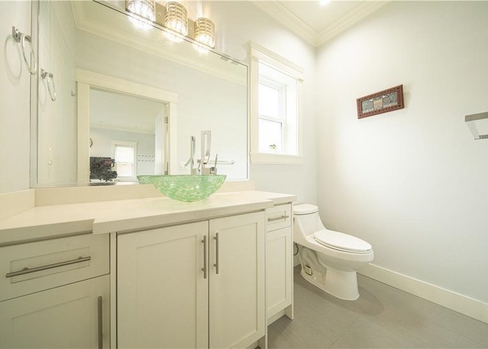 2216 Mannering Avenue, Vancouver, BC V5N 3C4 | YewBrook Place Photo 51