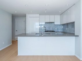 3603 - 5883 Barker Avenue, Burnaby, BC V5H 2M8 | Aldynne On The Park Photo 9