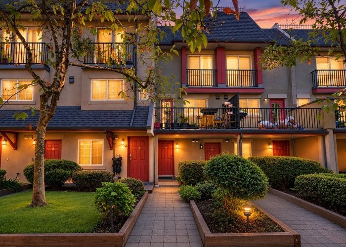 10 - 1561 Booth Avenue, Coquitlam, BC V3K 6Z9 | The Courcelles Photo 12
