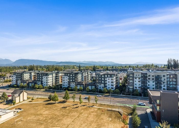 a413 - 20834 80 Avenue, Langley, BC V2Y 0Y6 | Alexander Square Photo 18