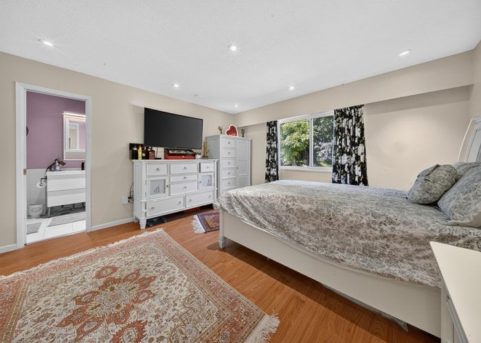 2322 Kirkstone Road, North Vancouver, BC V7J 3M3 |  Photo 52