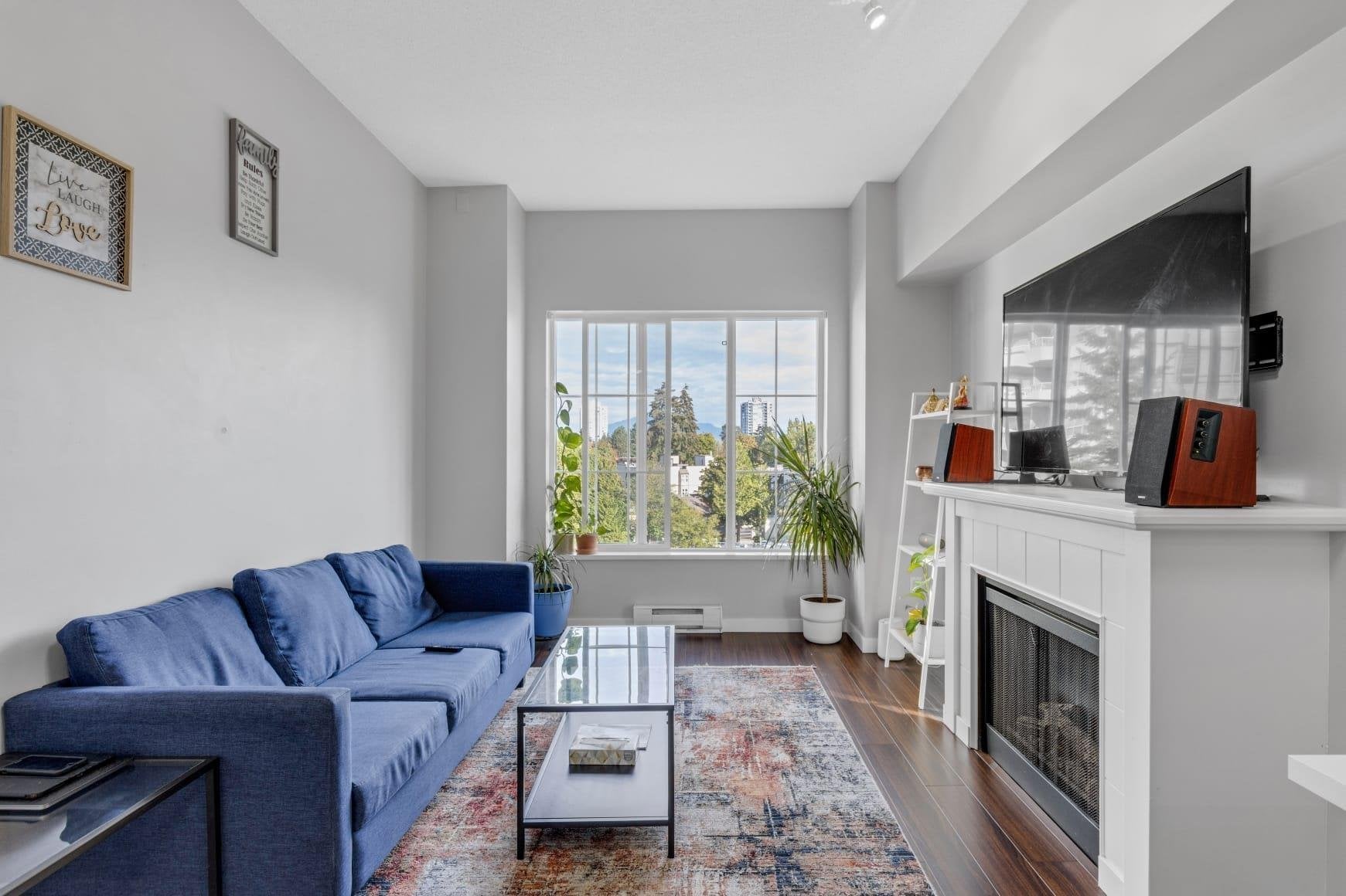 411 14877 100 Avenue