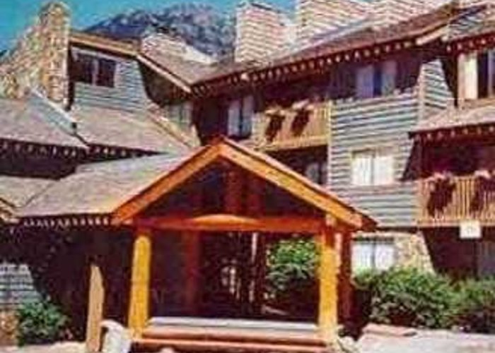 Whistler Creek Lodge - 2021 Karen Crescent
