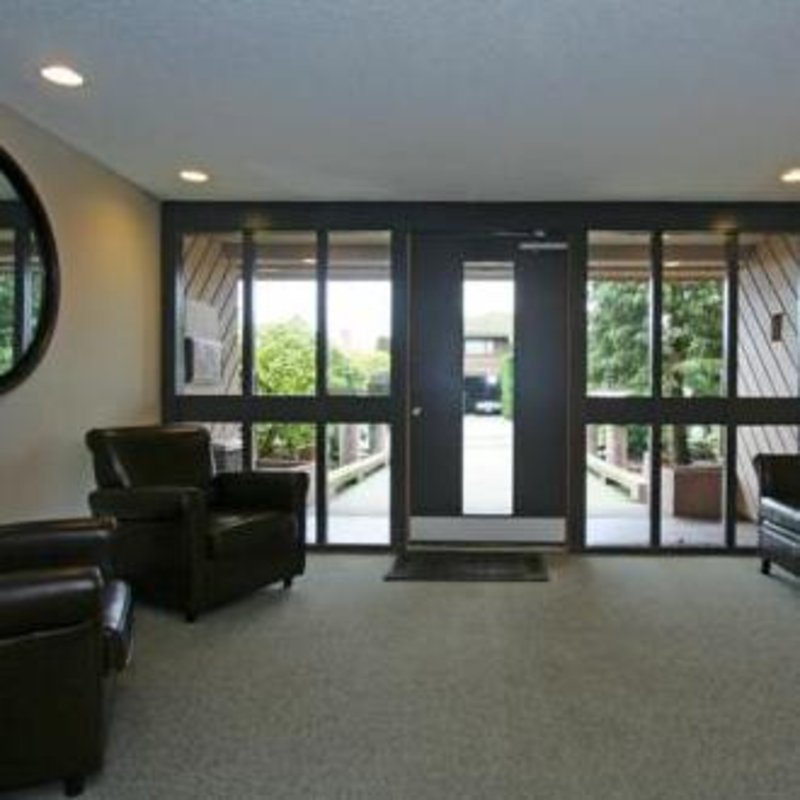 Harbour Shores - 2336 Wall Street