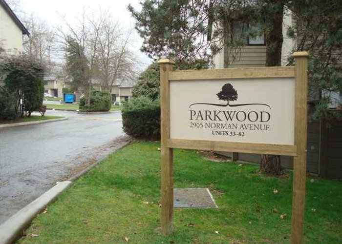 Parkwood - 2905 Norman Ave