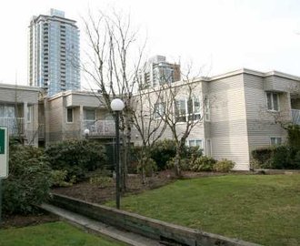 Dolphin Court - 555 North Road
