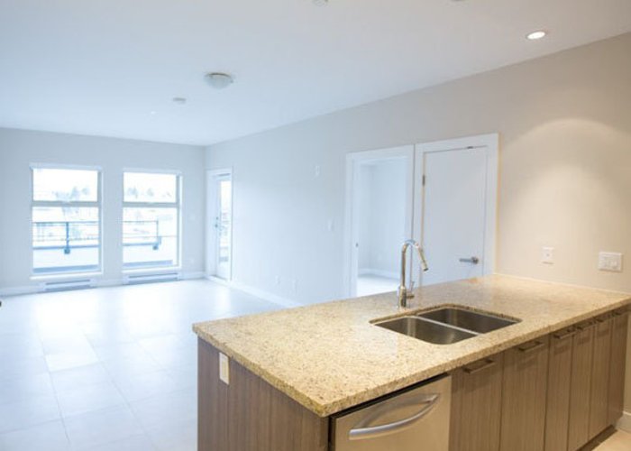 Waterfront Residences - 4280 Bayview Street