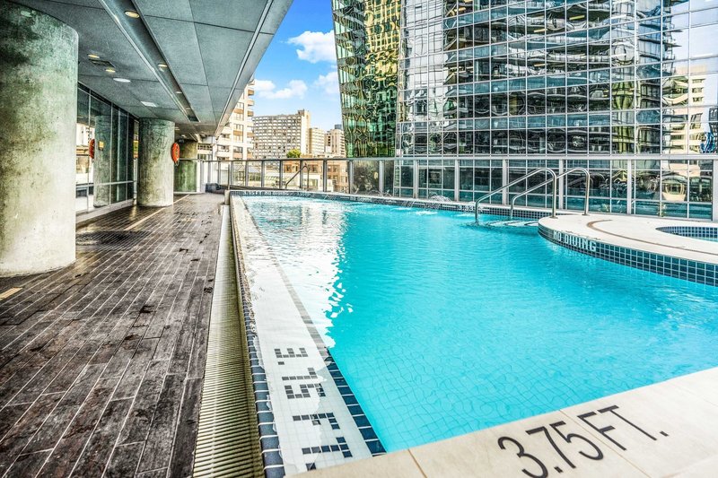 Living Shangrila - 1128 Street