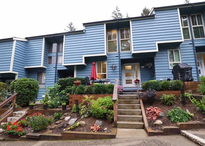 Brookside Estates - 130 Brookside Dr