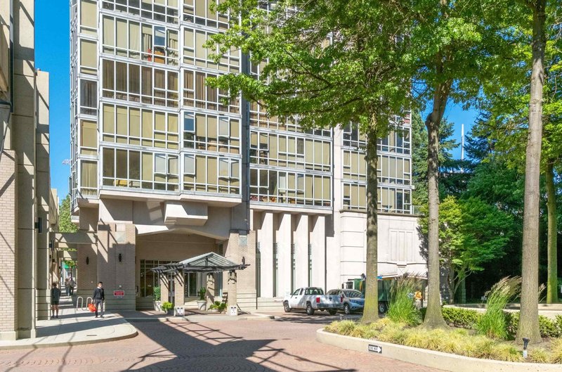 Pacific Place Landmark II - 930 Cambie Street