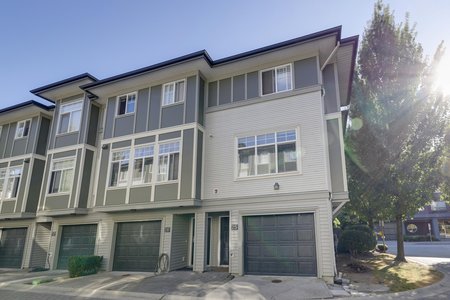 Still Photo for a 3 Bedroom Townhouse in New Westminster