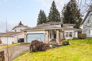 Real estate photography for a 5 Bedroom House in Port Coquitlam