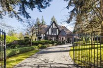 1626 Drummond DriveVancouver