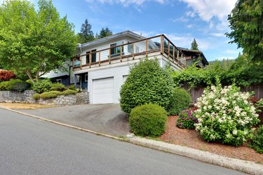 Real estate photography for a 4 Bedroom House in North Vancouver