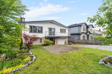 Real estate photography for a 5 Bedroom House in New Westminster