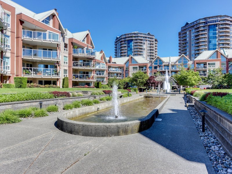 Tiffany Shores 1210 Quayside Drive, New westminster