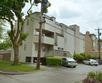 Boulevard Place - 2110 46th Ave