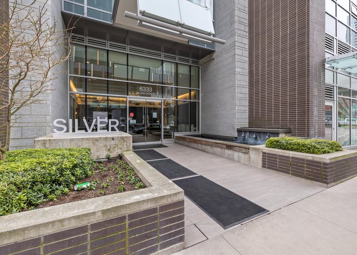 Silver - 6333 Silver Ave
