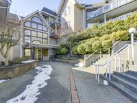 Queen's Cove - 220 Eleventh Street